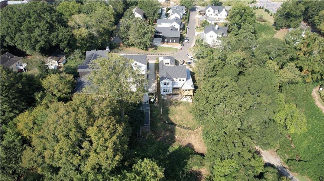 Image 16 of a home in .