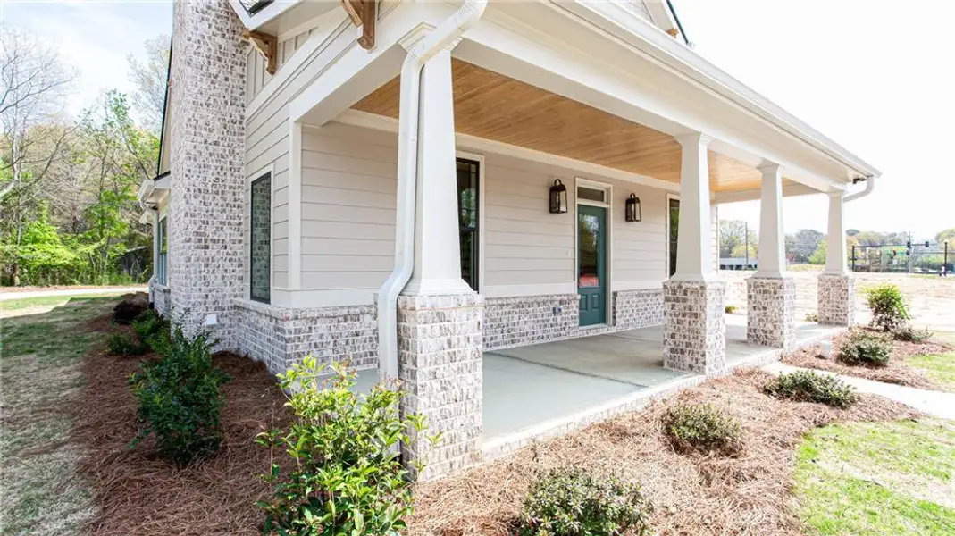 Exterior details and patio area of a home in , Grayson (Image 3).