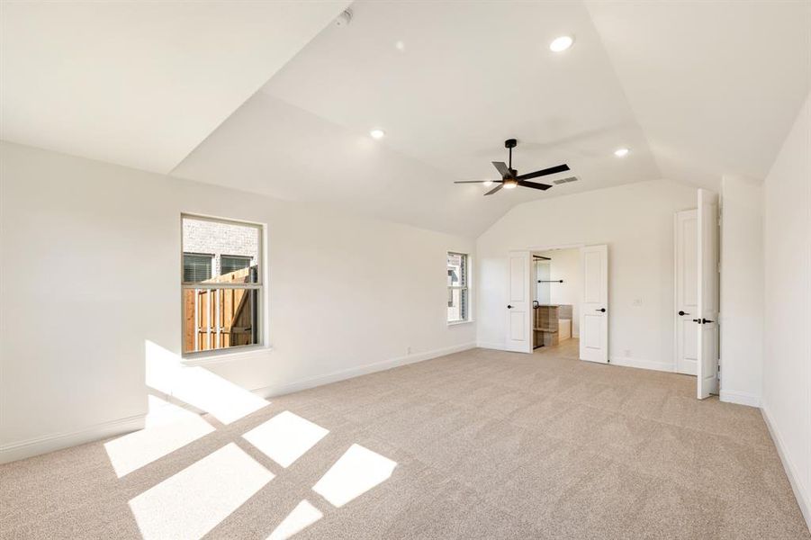 Spacious, unfurnished interior of a new home in Bear Creek Classic 60, Lavon (Image 17). Spacious, unfurnished interior of a new home in Bear Creek Classic 60, Lavon (Image 17).