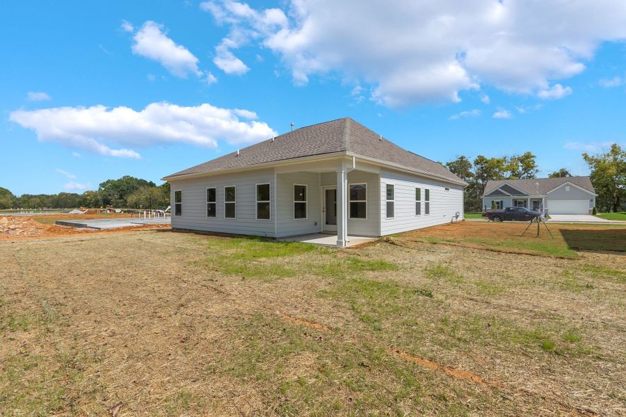 Huge yard!!! Huge yard!!!