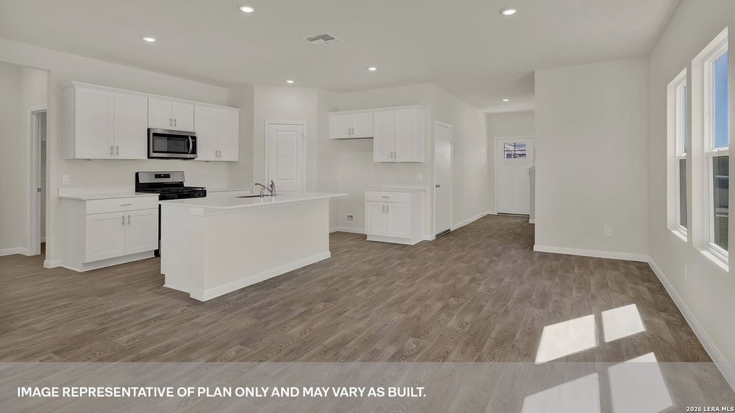 Furnished interior view inside a new home in Paramount, Kyle (Image 5).