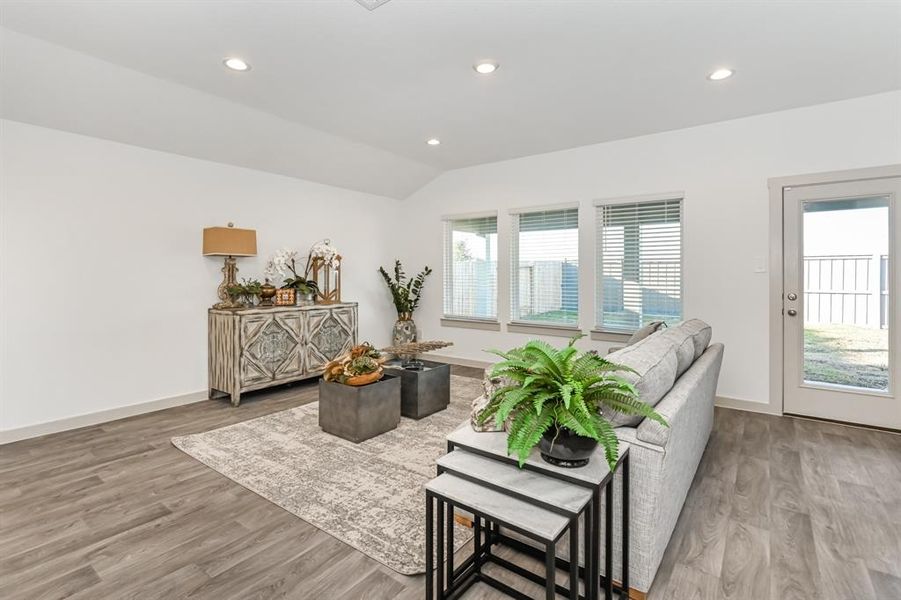 Image 5 of a home in Caldwell Ranch.