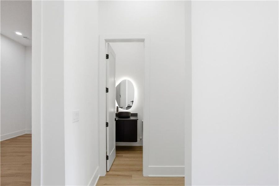 Spacious, unfurnished interior of a new home in , Duluth (Image 77).