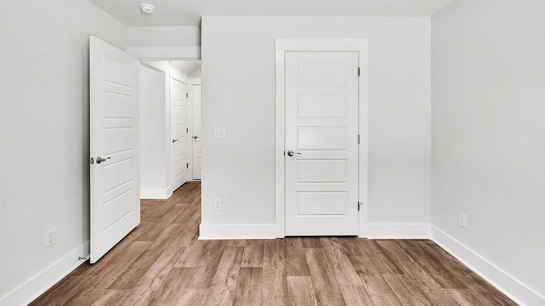 Spacious, unfurnished interior of a new home in Merchant Point, Jacksonville (Image 23).