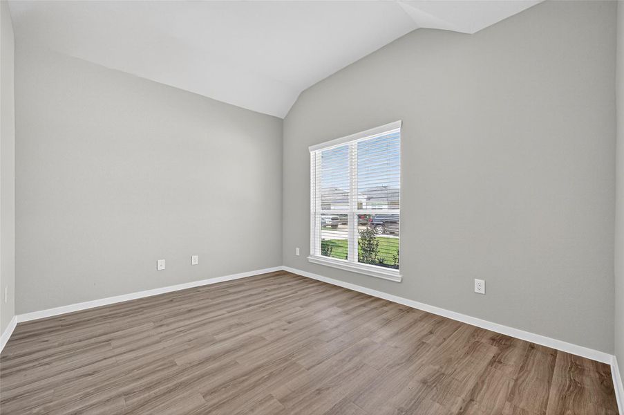 Spacious, unfurnished interior of a new home in Cypress Green, Hockley (Image 17).