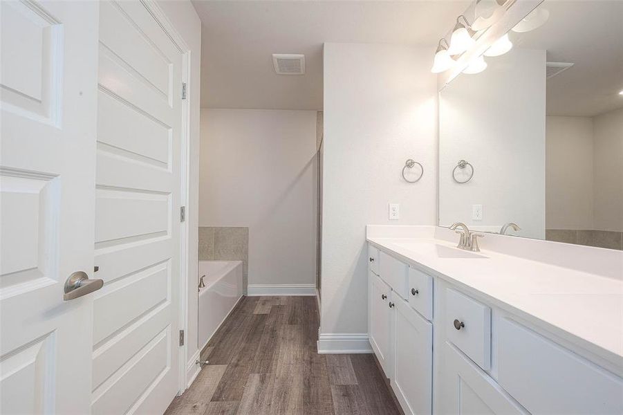 Furnished interior view inside a new home in Bayou Maison, Dickinson (Image 10). Furnished interior view inside a new home in Bayou Maison, Dickinson (Image 10).