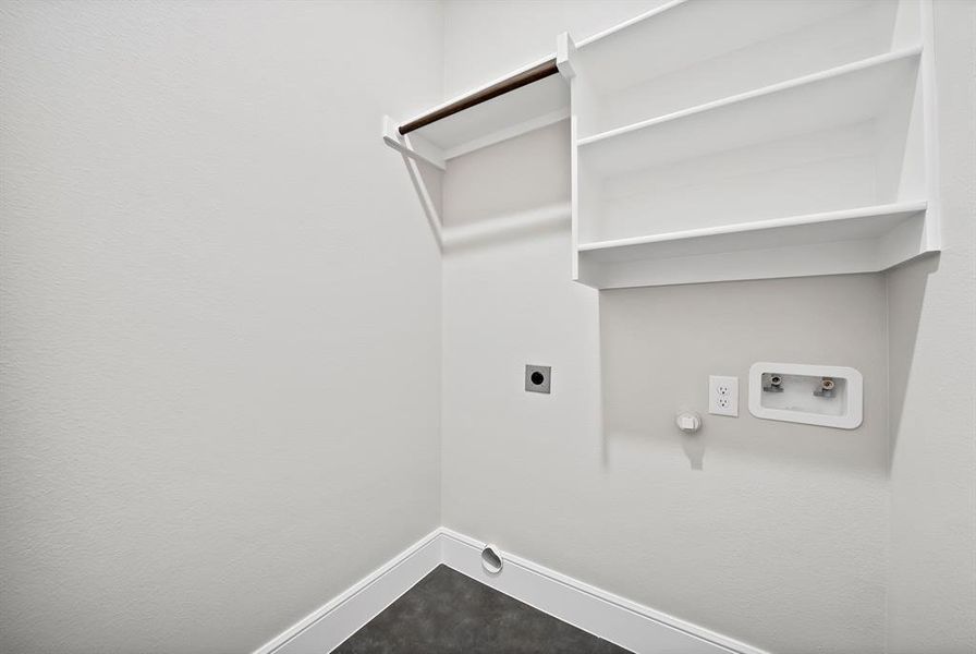 Spacious, unfurnished interior of a new home in , Fort Worth (Image 20).