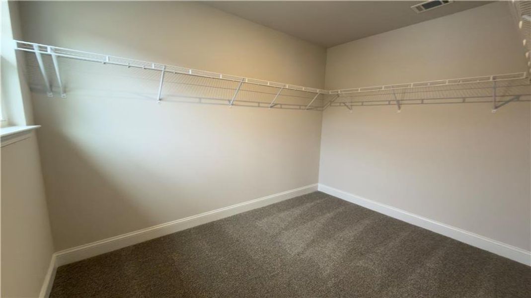 Spacious, unfurnished interior of a new home in Habersham Meadows, Demorest (Image 31).