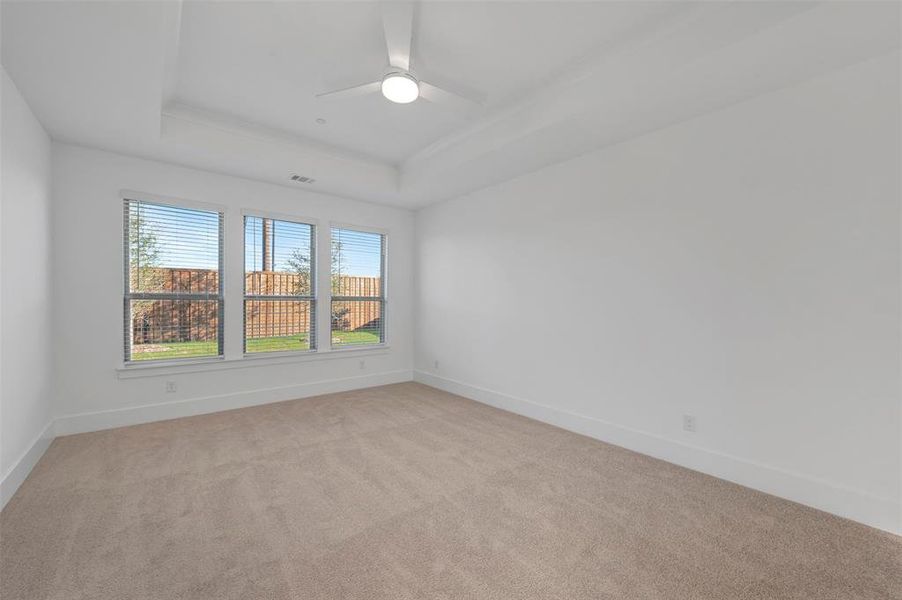 Spacious, unfurnished interior of a new home in Kreymer at the Park, Wylie (Image 31).