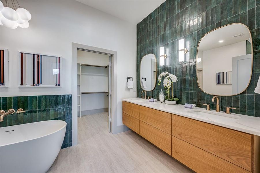 Furnished interior view inside a new home in , Fort Worth (Image 16). Furnished interior view inside a new home in , Fort Worth (Image 16).