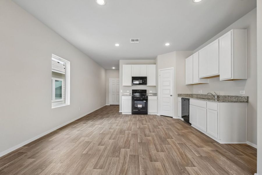 Representative unfurnished interior of a home built from the Durango 1230 by Brohn Homes in Durango, Mustang Ridge (Image 11). Representative unfurnished interior of a home built from the Durango 1230 by Brohn Homes in Durango, Mustang Ridge (Image 11).