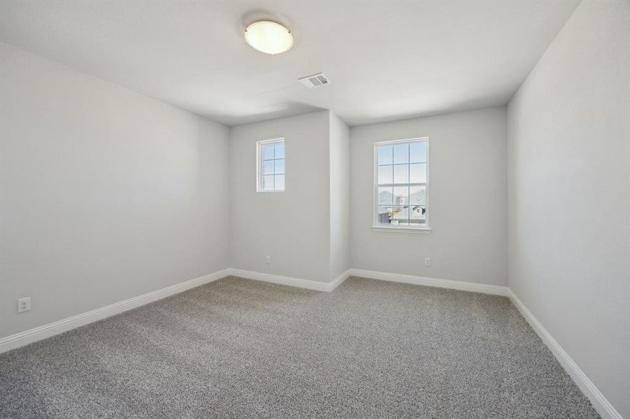 Spacious, unfurnished interior of a new home in Sicily, Princeton (Image 12).