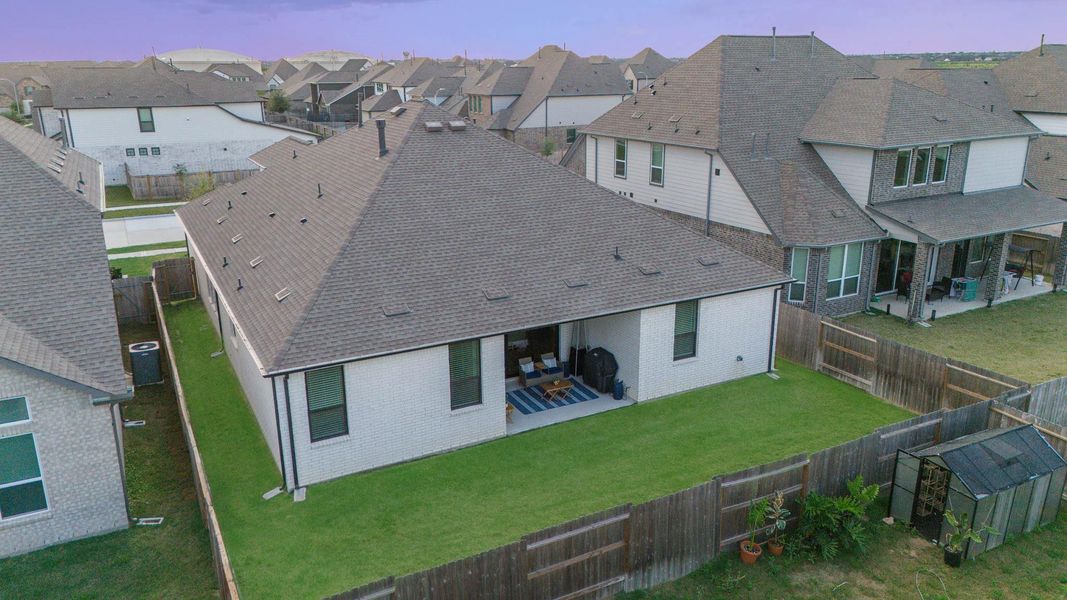 Exterior details and patio area of a home in StoneCreek Estates, Richmond (Image 21).