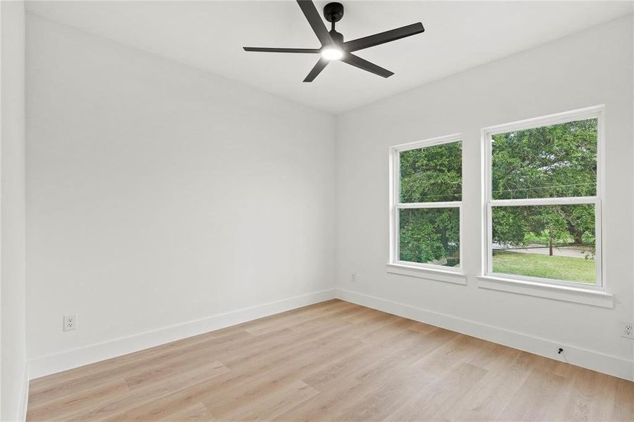 Spacious, unfurnished interior of a new home in , Dallas (Image 16).