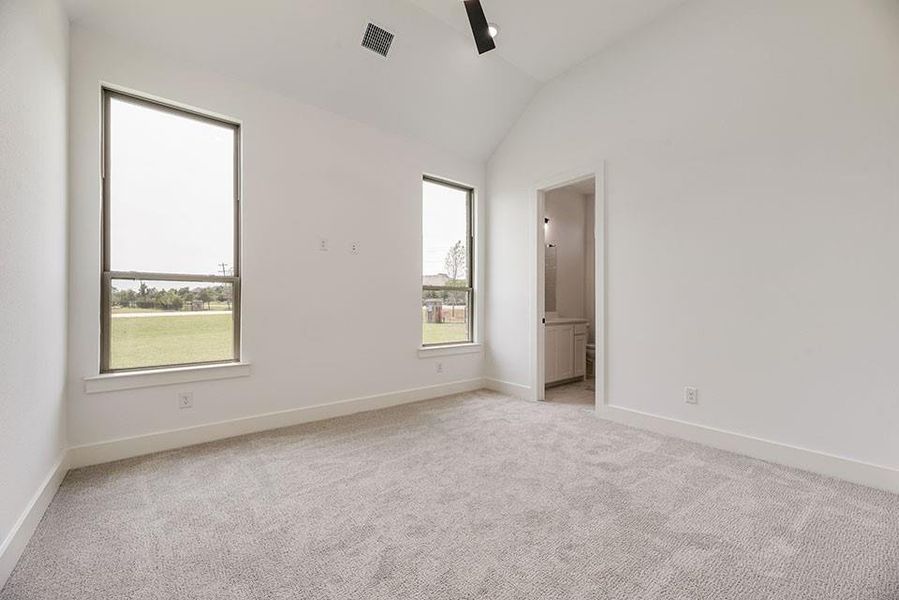 Spacious, unfurnished interior of a new home in King's Crossing - Phase 3, Parker (Image 29).