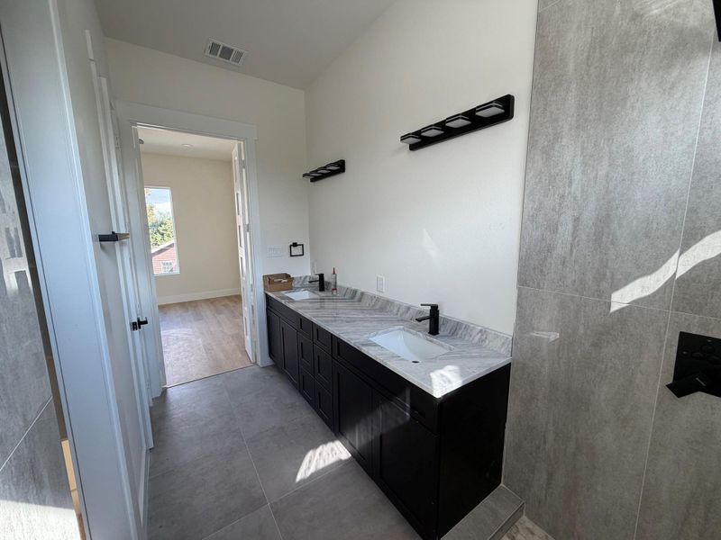 Furnished interior view inside a new home in , Houston (Image 4). Furnished interior view inside a new home in , Houston (Image 4).