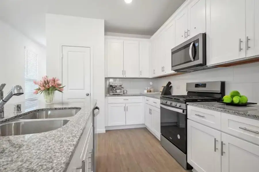MODEL HOME images may NOT be consistent with the finished product.