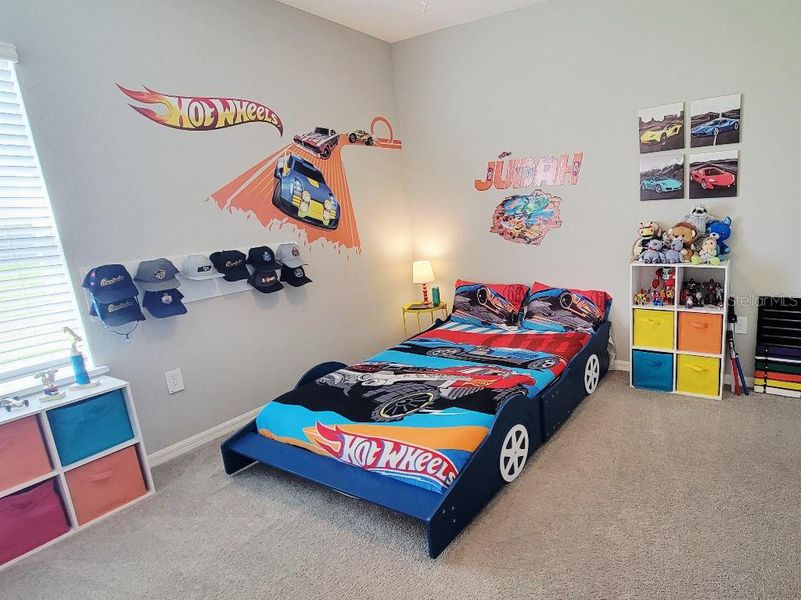 Furnished interior view inside a new home in , Parrish (Image 27).