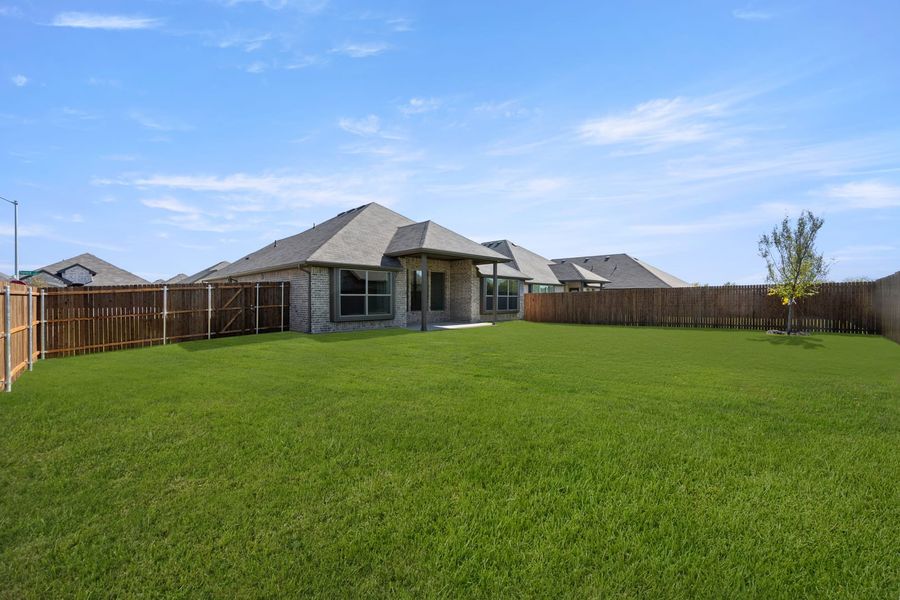 Exterior details and patio area of a home in Summer Crest, Fort Worth (Image 24). Exterior details and patio area of a home in Summer Crest, Fort Worth (Image 24).