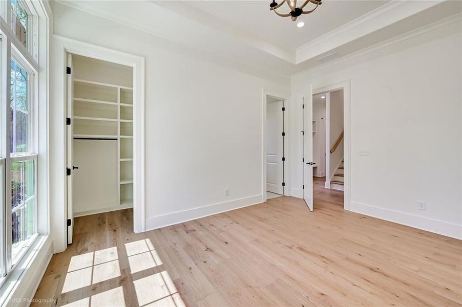 Spacious, unfurnished interior of a new home in , Jefferson (Image 21).