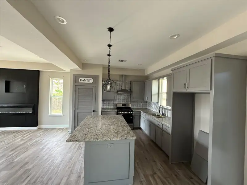 Furnished interior view inside a new home in , Pasadena (Image 7).