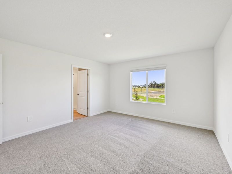 Spacious, unfurnished interior of a new home in Oakfield Trails - Premier Series, Parrish (Image 11).