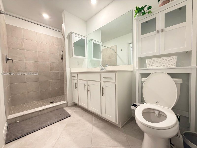 Furnished interior view inside a new home in , Ave Maria (Image 38). Furnished interior view inside a new home in , Ave Maria (Image 38).