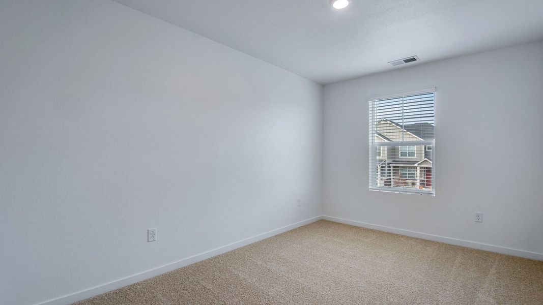 Spacious, unfurnished interior of a new home in Settlers Crossing, Commerce City (Image 15). Spacious, unfurnished interior of a new home in Settlers Crossing, Commerce City (Image 15).