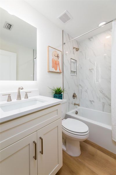 Furnished interior view inside a new home in , Palm Bay (Image 33).