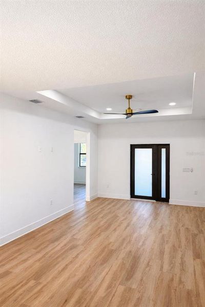 Spacious, unfurnished interior of a new home in , North Port (Image 7).