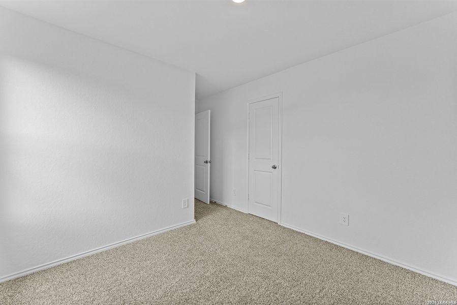 Spacious, unfurnished interior of a new home in Blue Ridge Ranch, San Antonio (Image 12). Spacious, unfurnished interior of a new home in Blue Ridge Ranch, San Antonio (Image 12).