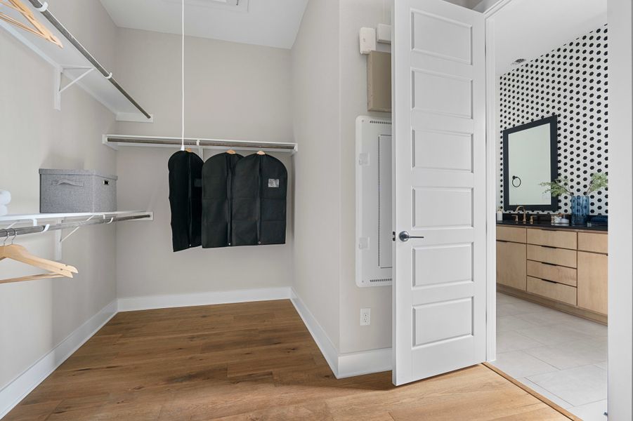 Furnished interior view inside a new home in Heritage, Dripping Springs (Image 39). Furnished interior view inside a new home in Heritage, Dripping Springs (Image 39).