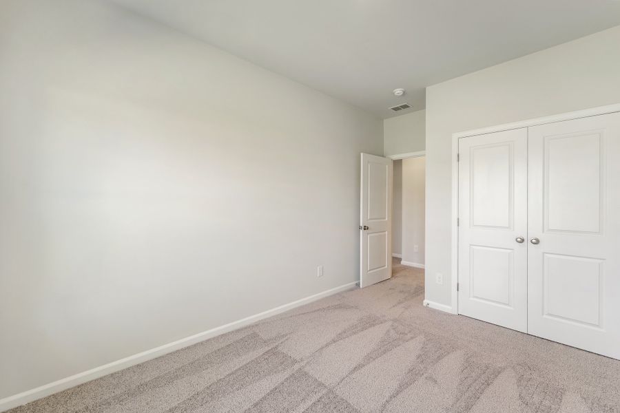 Spacious, unfurnished interior of a new home in Edwards Station, Taylors (Image 20).