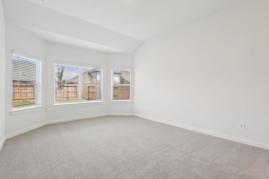 Spacious, unfurnished interior of a new home in Southwinds, Baytown (Image 23). Spacious, unfurnished interior of a new home in Southwinds, Baytown (Image 23).