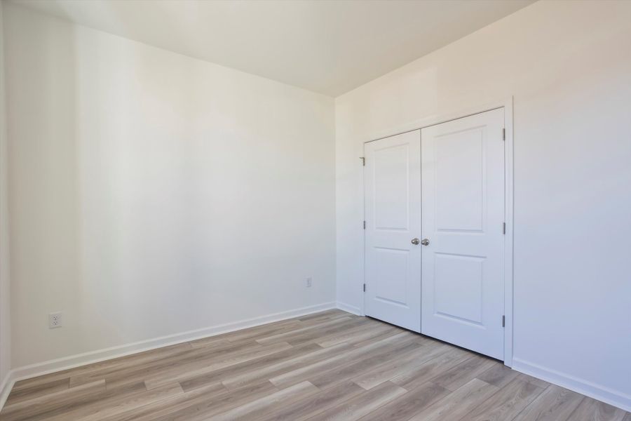 Spacious, unfurnished interior of a new home in Portrait Hills, Aiken (Image 12).