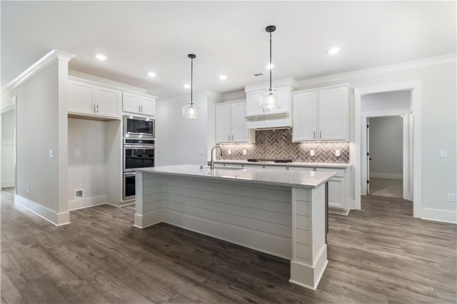 Furnished interior view inside a new home in Weslyn Park, Social Circle (Image 8).