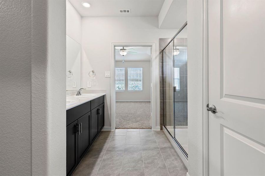 Spacious, unfurnished interior of a new home in Stratton Place, Greenville (Image 26). Spacious, unfurnished interior of a new home in Stratton Place, Greenville (Image 26).
