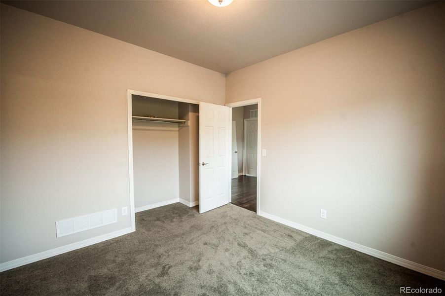 Spacious, unfurnished interior of a new home in , Colorado Springs (Image 27).