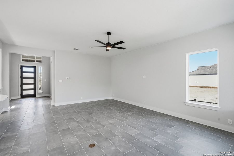 Spacious, unfurnished interior of a new home in Esperanza – New Phase Now Selling, Boerne (Image 44). Spacious, unfurnished interior of a new home in Esperanza – New Phase Now Selling, Boerne (Image 44).