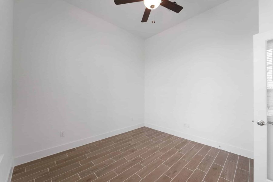 Spacious, unfurnished interior of a new home in Riceland, Mont Belvieu (Image 28). Spacious, unfurnished interior of a new home in Riceland, Mont Belvieu (Image 28).