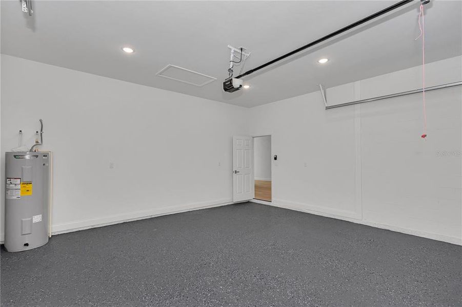 Spacious, unfurnished interior of a new home in , Citrus Springs (Image 15). Spacious, unfurnished interior of a new home in , Citrus Springs (Image 15).