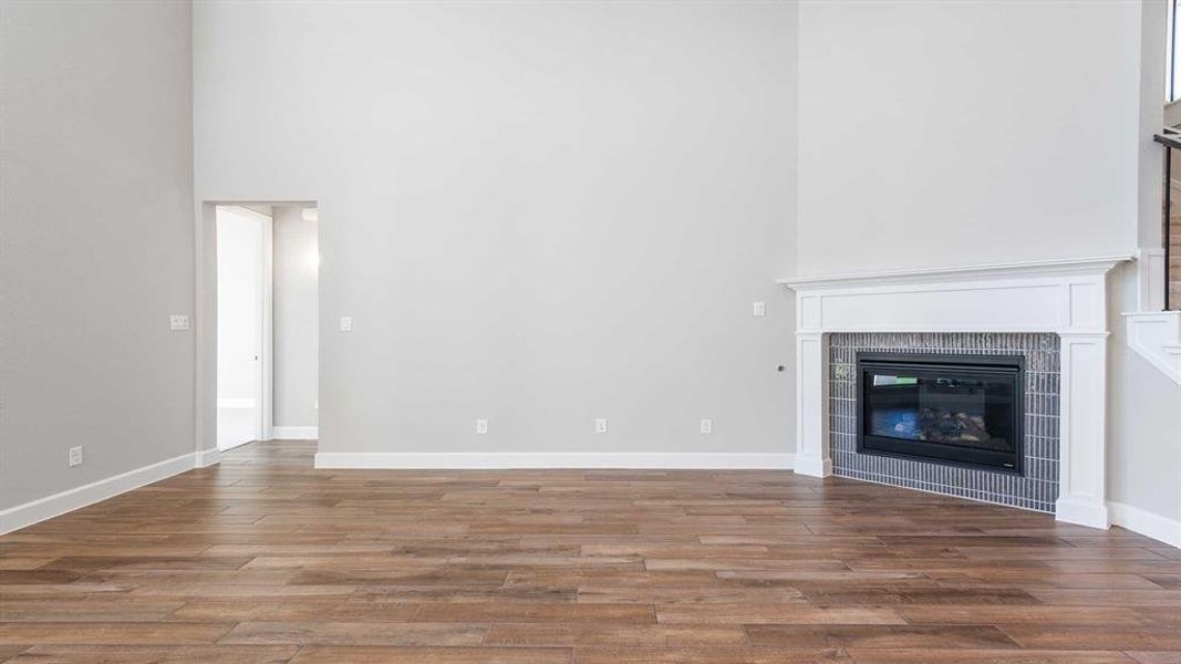 Spacious, unfurnished interior of a new home in Trinity Falls 50', McKinney (Image 24).