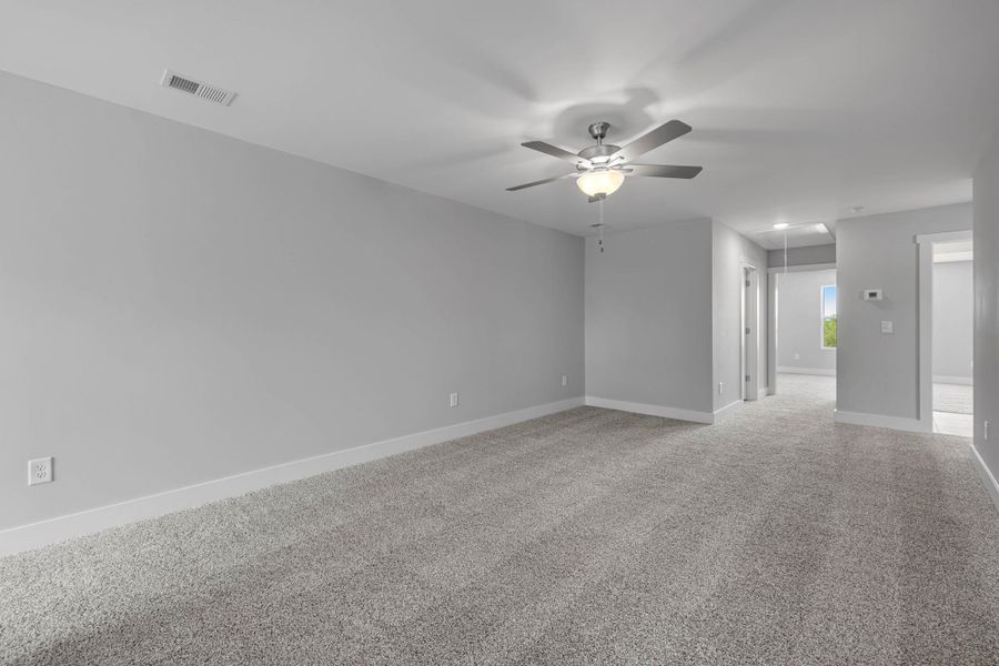 Representative unfurnished interior of a home built from the Porter by Horizon Construction and Development in The Village at Bonnie Oaks, Lebanon (Image 22). Representative unfurnished interior of a home built from the Porter by Horizon Construction and Development in The Village at Bonnie Oaks, Lebanon (Image 22).