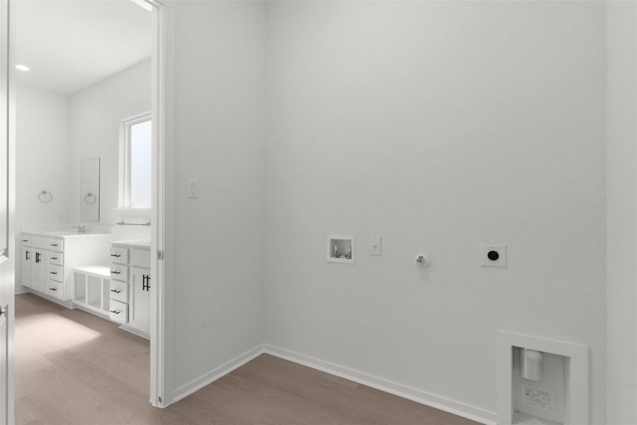 *PHOTO REPRESENTATIVE OF FLOORPLAN ONLY* *PHOTO REPRESENTATIVE OF FLOORPLAN ONLY*