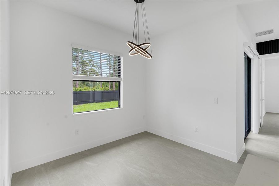 Spacious, unfurnished interior of a new home in , Lehigh Acres (Image 34).