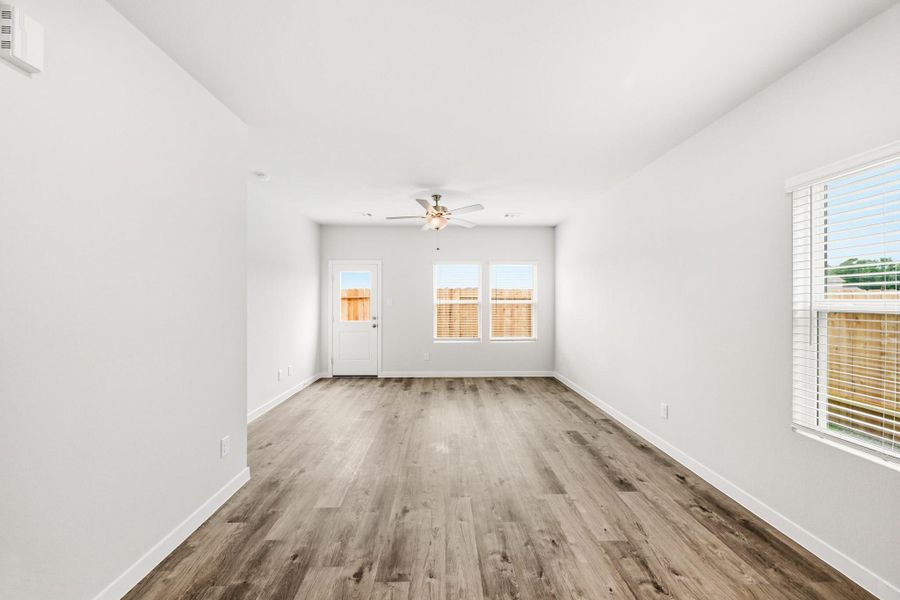 Spacious, unfurnished interior of a new home in The Villages at Westpointe, Dayton (Image 14).