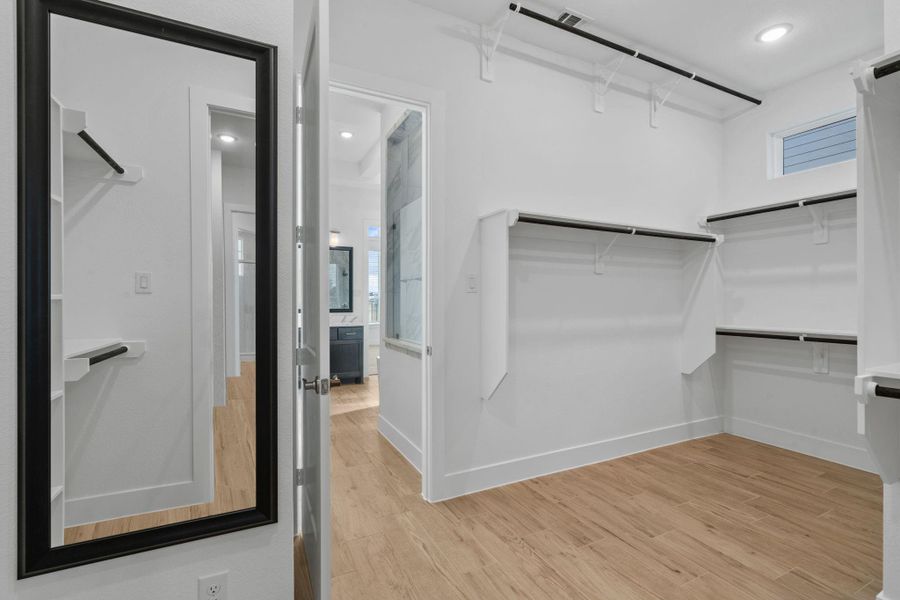 **Photos are representative of the floor plan and not of the actual home**