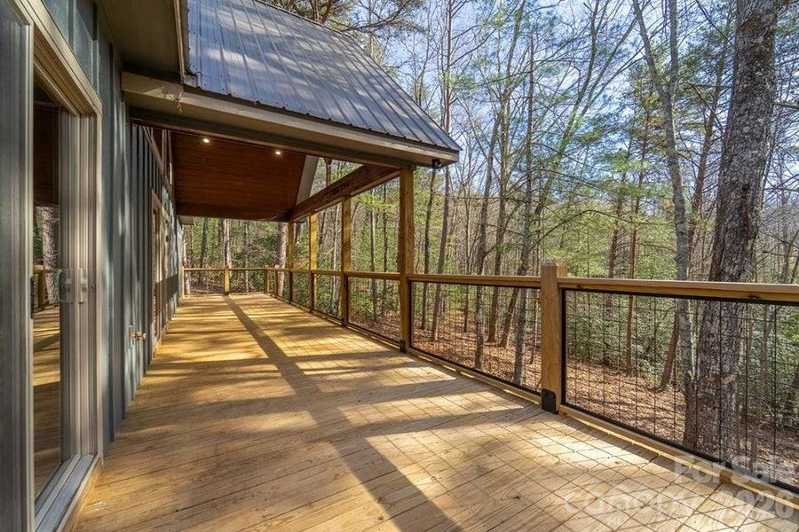 Exterior details and patio area of a home in , Murphy (Image 22).