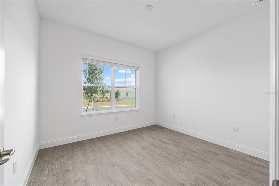 Spacious, unfurnished interior of a new home in , Ocala (Image 29).