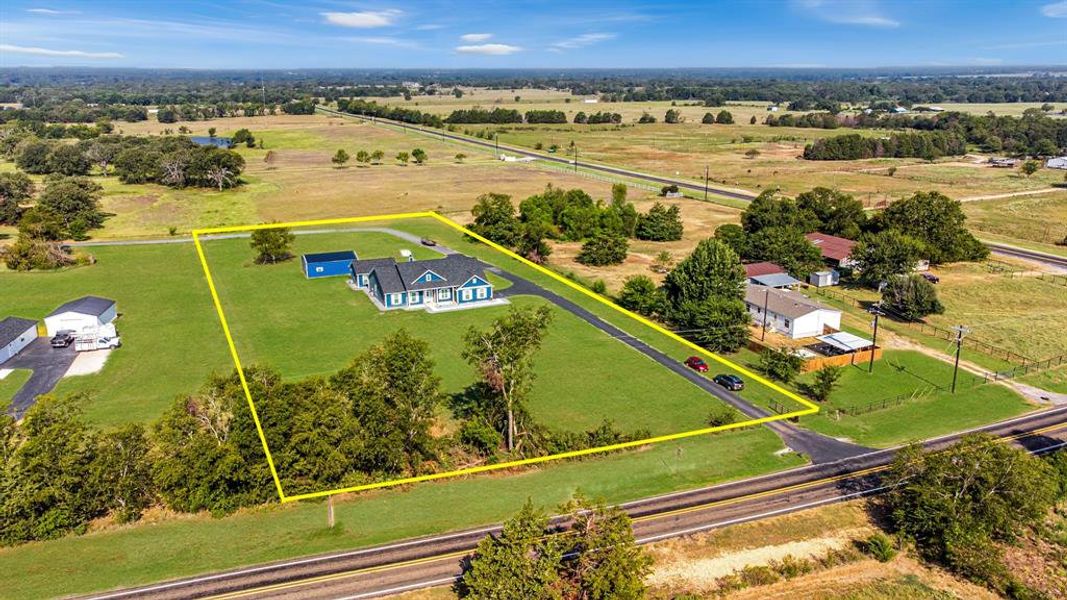 Image 28 of a home in . Image 28 of a home in .